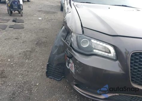 2016 Chrysler 300 300S Alloy Edition from USA, damaged, VIN 2C3CCAGG1GH270703